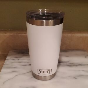 Yeti White 20oz Stainless Steel Rambler